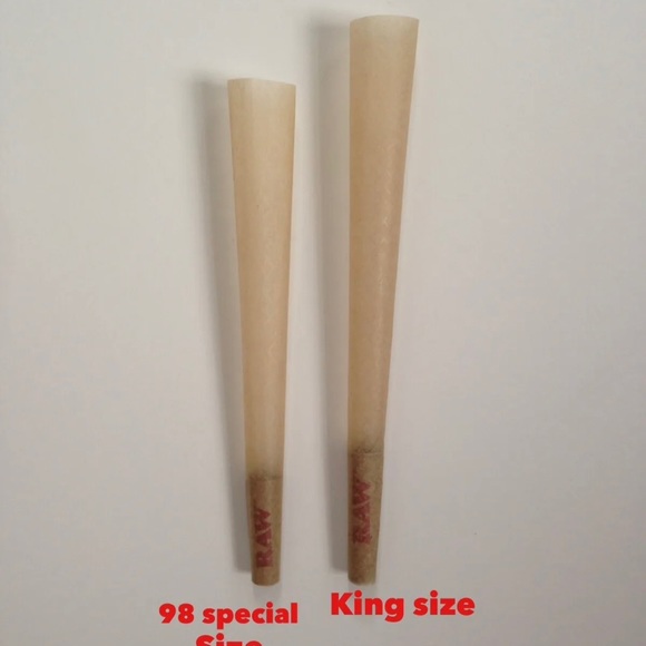 RAW Classic 98 special cones (100pack)+raw cone loader +raw11x7 girl tray - Picture 6 of 9